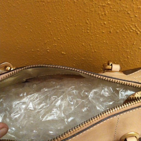 Purse - Picture 2 of 2